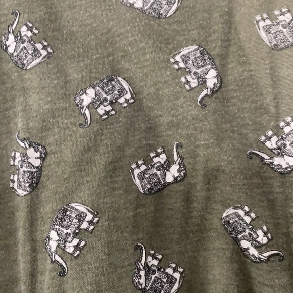 UO BDG Green Racerback Tank with Elephant Print - Picture 2 of 2